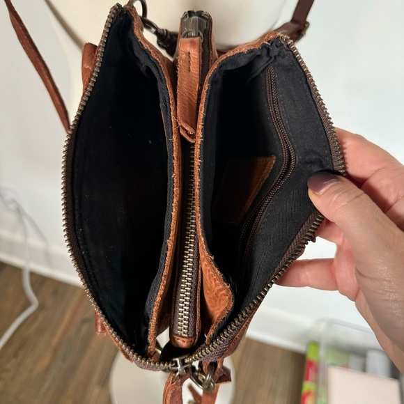 Harbour 2nd Luna Brown Leather Crossbody Bag - Picture 6 of 10